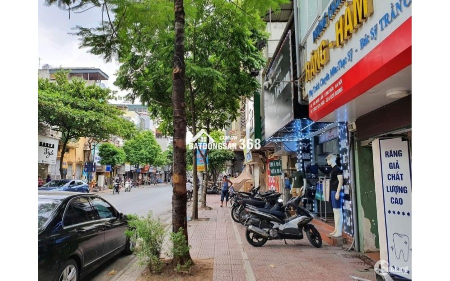 Bán nhà mặt phố Ngọc Lâm 30 tỷ, 85m2, MT 5m vuông văn, 2 mặt thoáng